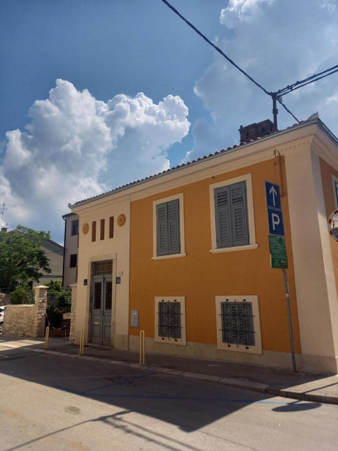 Oskar Amphitheater Apartments And Rooms With Free Parking Pula Buitenkant foto