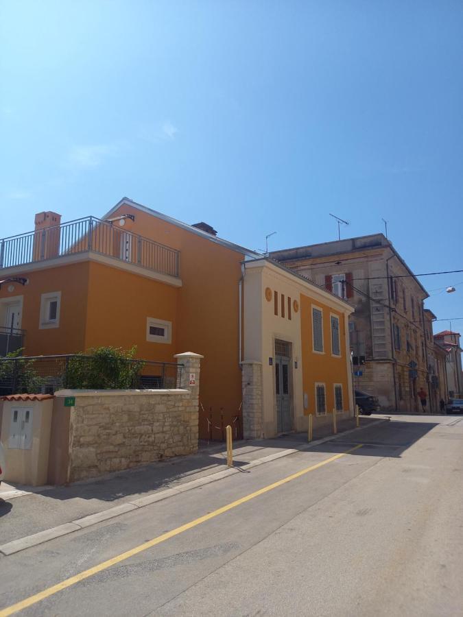 Oskar Amphitheater Apartments And Rooms With Free Parking Pula Buitenkant foto