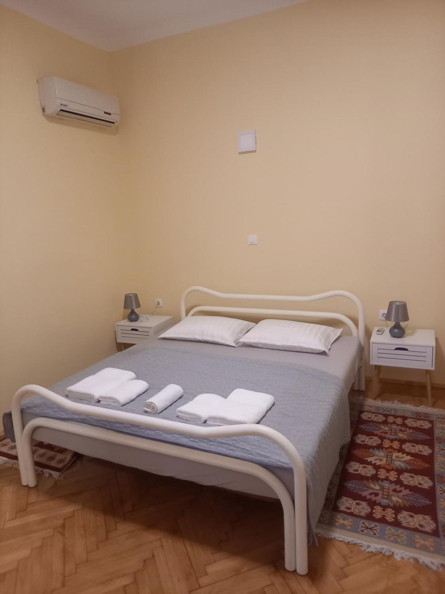 Oskar Amphitheater Apartments And Rooms With Free Parking Pula Kamer foto